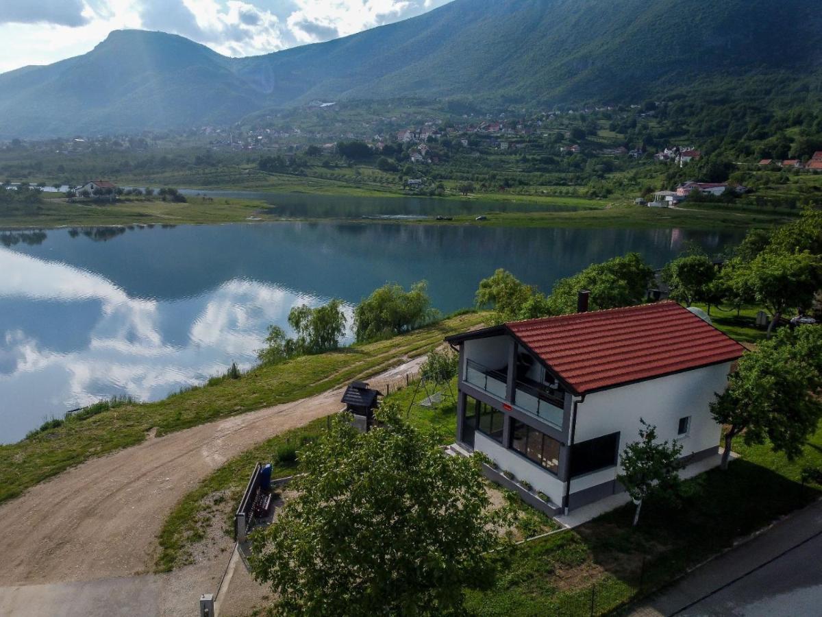Vikendica Bosnjak Prozor Bagian luar foto